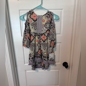 Counting Daisies Girls dress size 4, new with tags, cut out shoulders